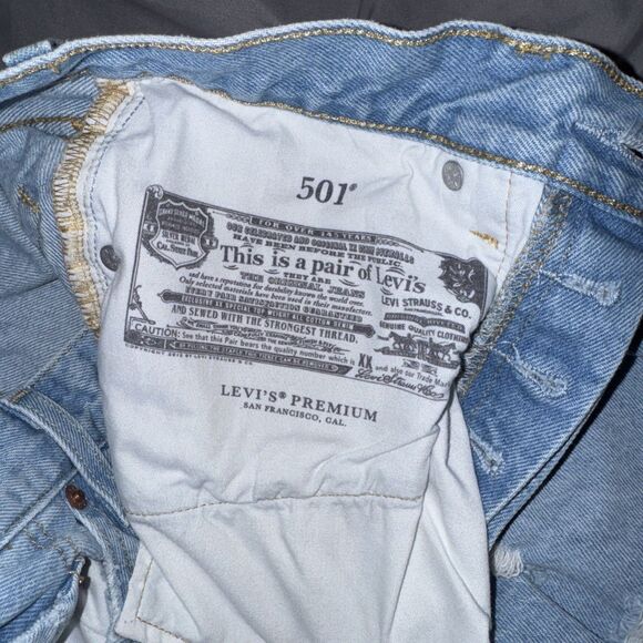 Levis 501 Jeans Womens 26x26 Blue Denim Straight Leg Buttonfly Retro - Picture 4 of 10